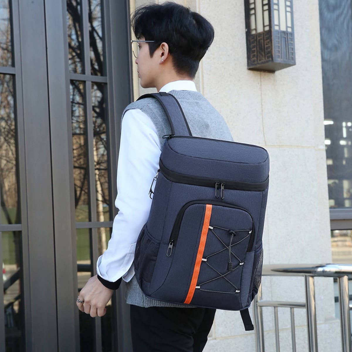 Thick Large Insulated Backpack with Foil Lining_CWAB5417