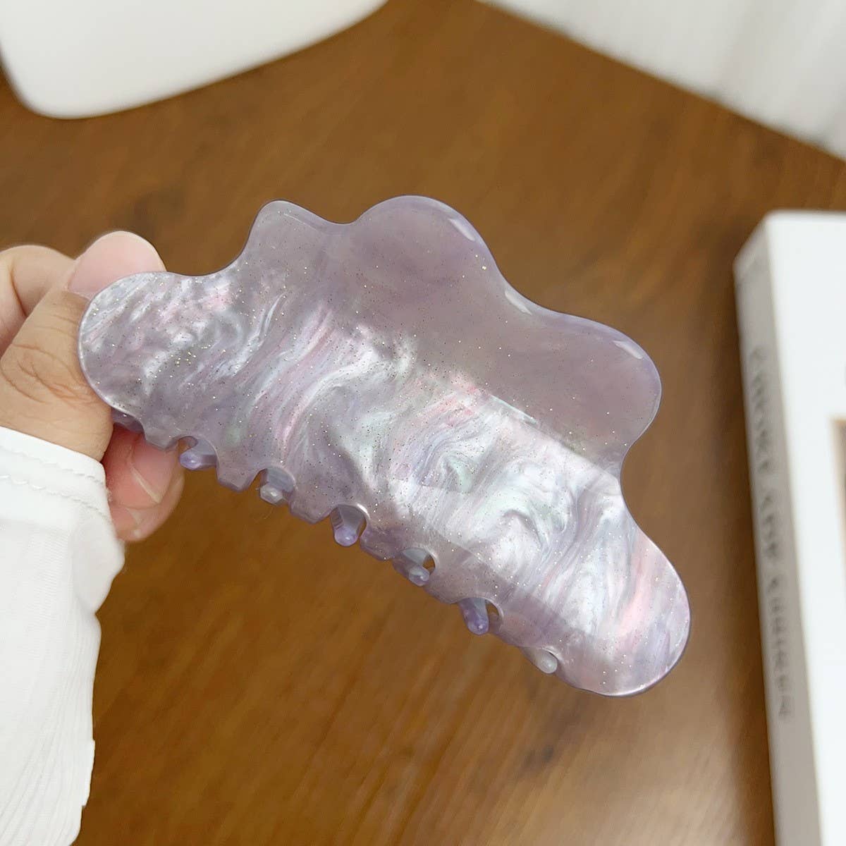 Elegant Cloud Acrylic Hair Claw,Chic Ponytail Clip_CWAHA1593