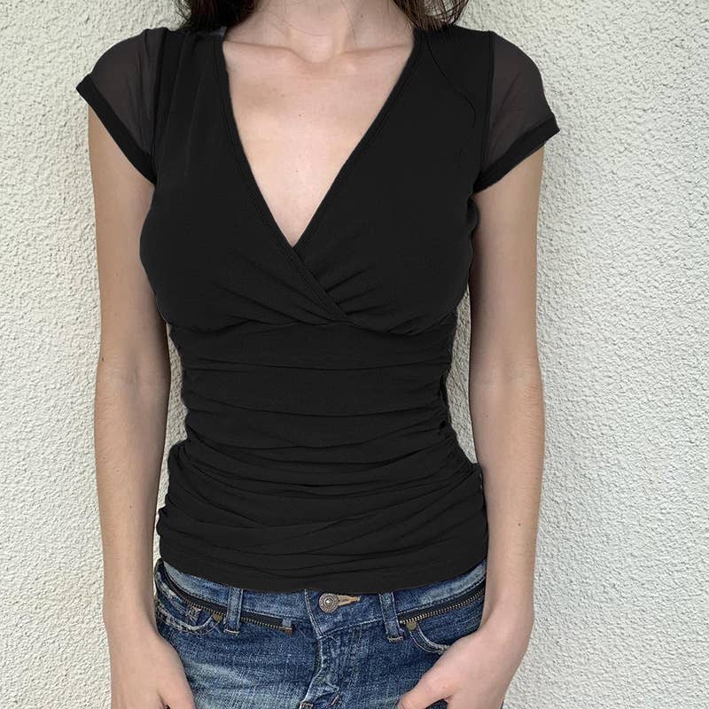 V-neck low cut twist to show bust slim top
