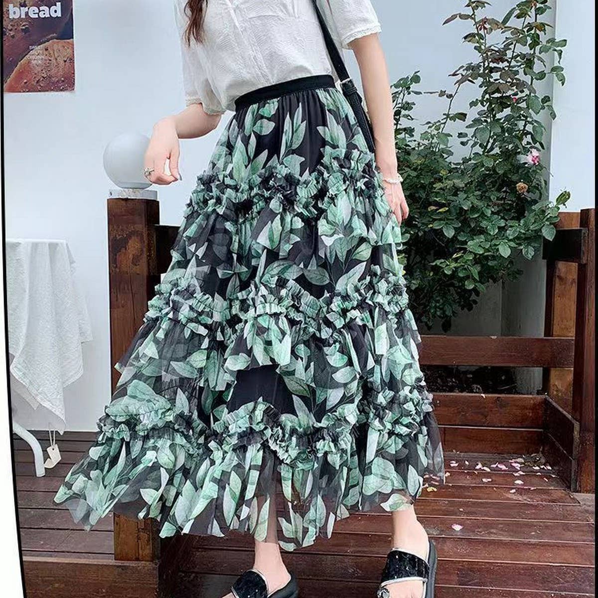 LAYERING TULLE SKIRTS WITH FLORAL PRINTS_CWBLS0400