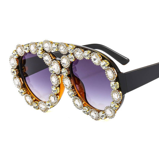 LARGE CONTRAST OVAL LUXURY EMERALD SUNGLASSES