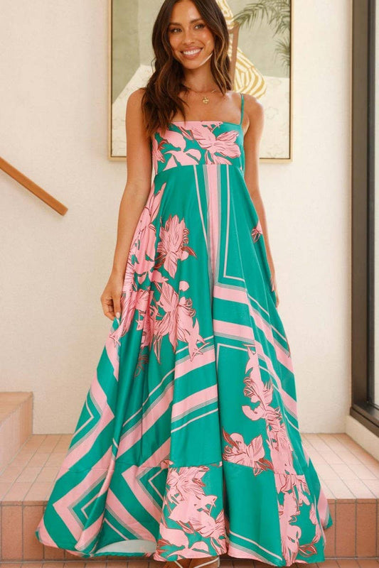 CWDMD6016_FLORAL PLACEMENT PRINT POCKET BACKLESS CAMI DRESS