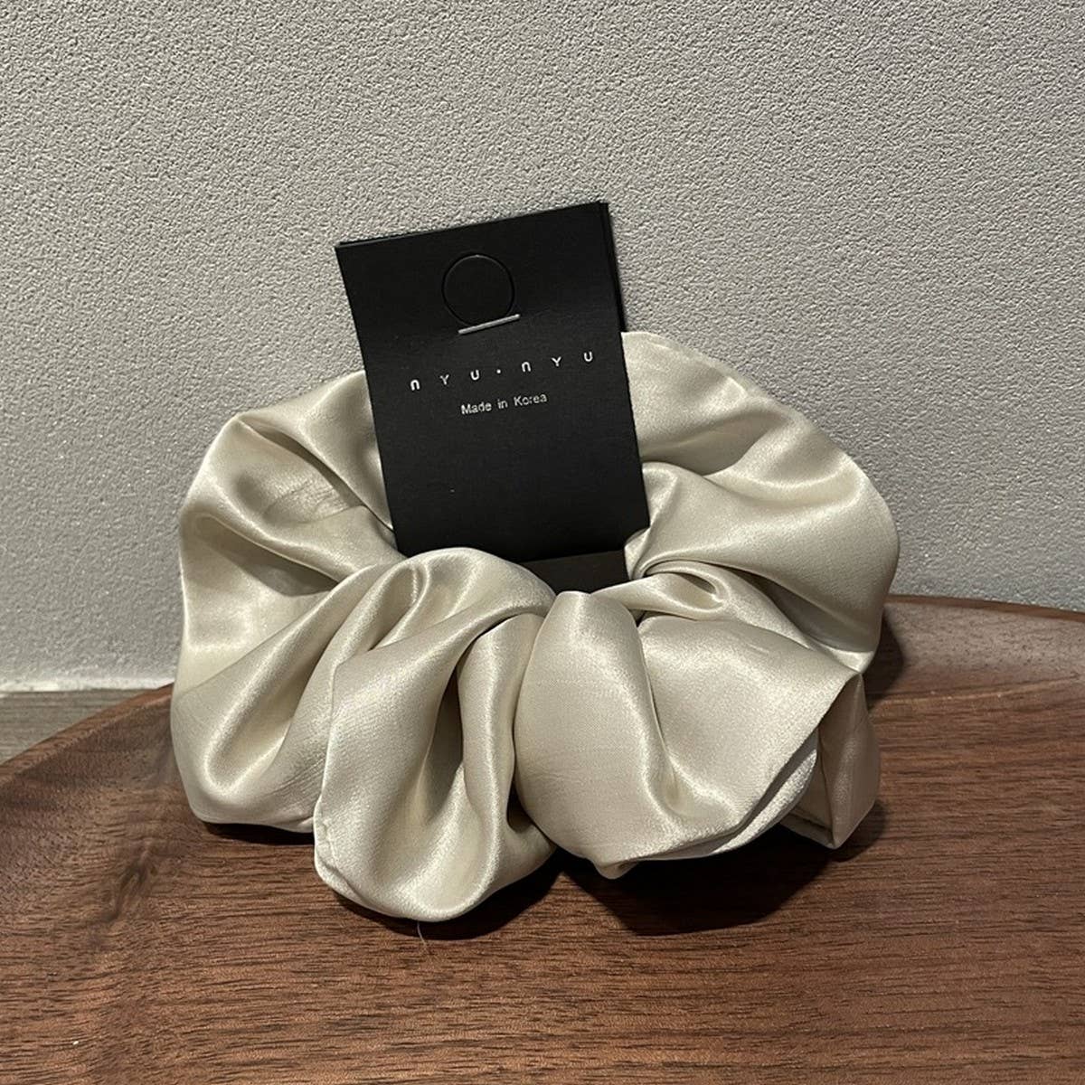 ELEGANT TEXTURE COLON HAIR SCRUNCHIES_CWAHA1725