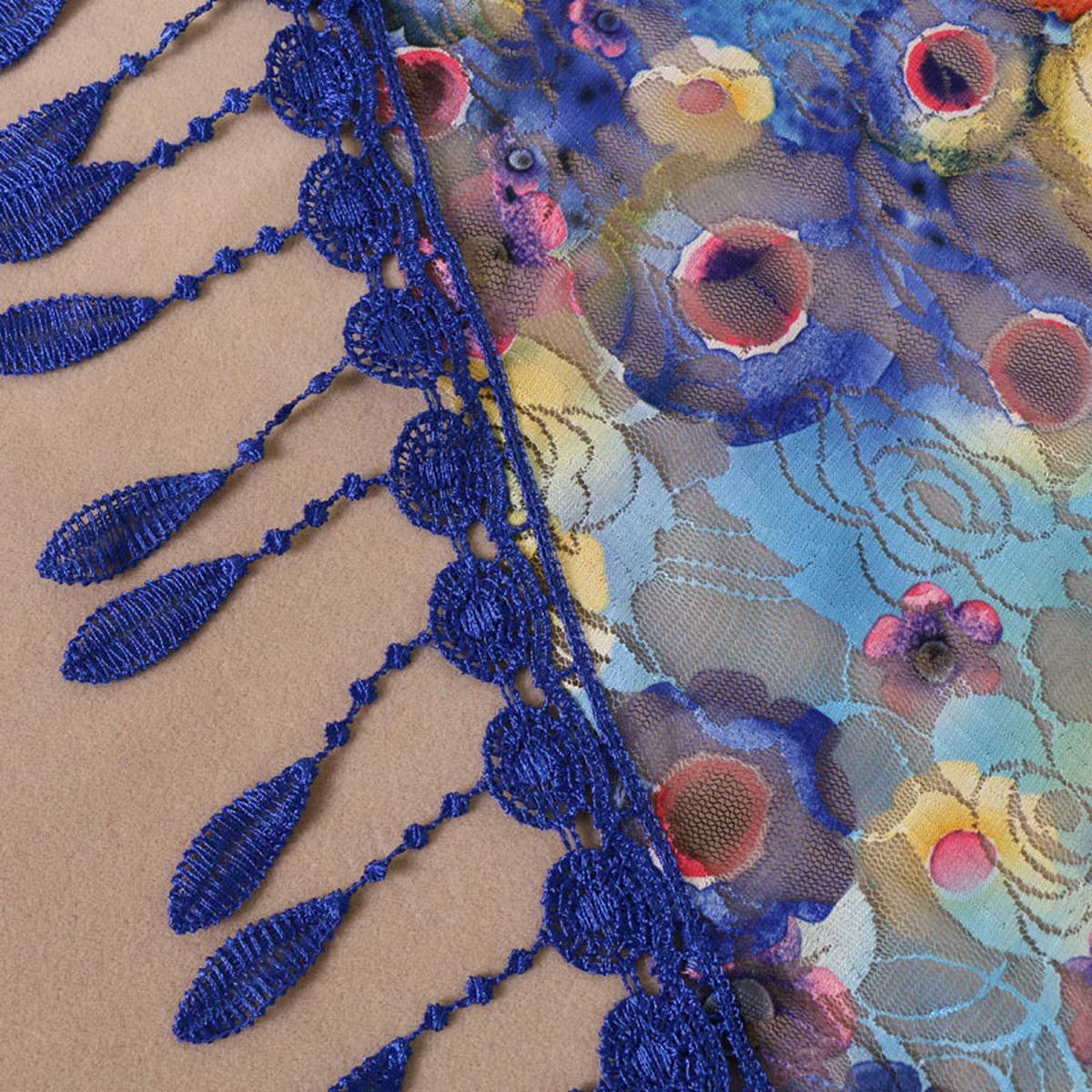 COLORFUL HOLLOW TASSEL LACE TRIANGLE SCARF VEIL
