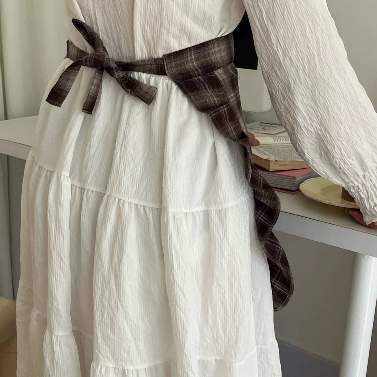 HALF-BODY FALLEN LEAVES PLAID APRON