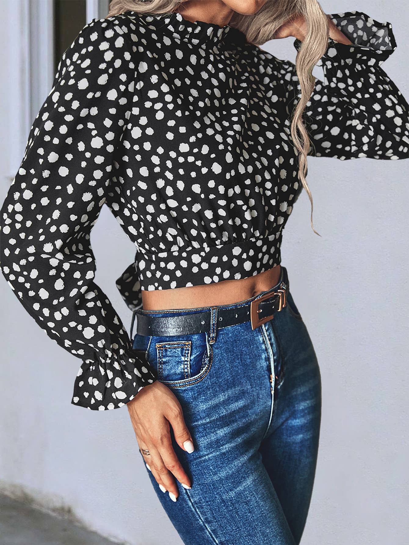 Ruffled leopard print short semi-high-neck top