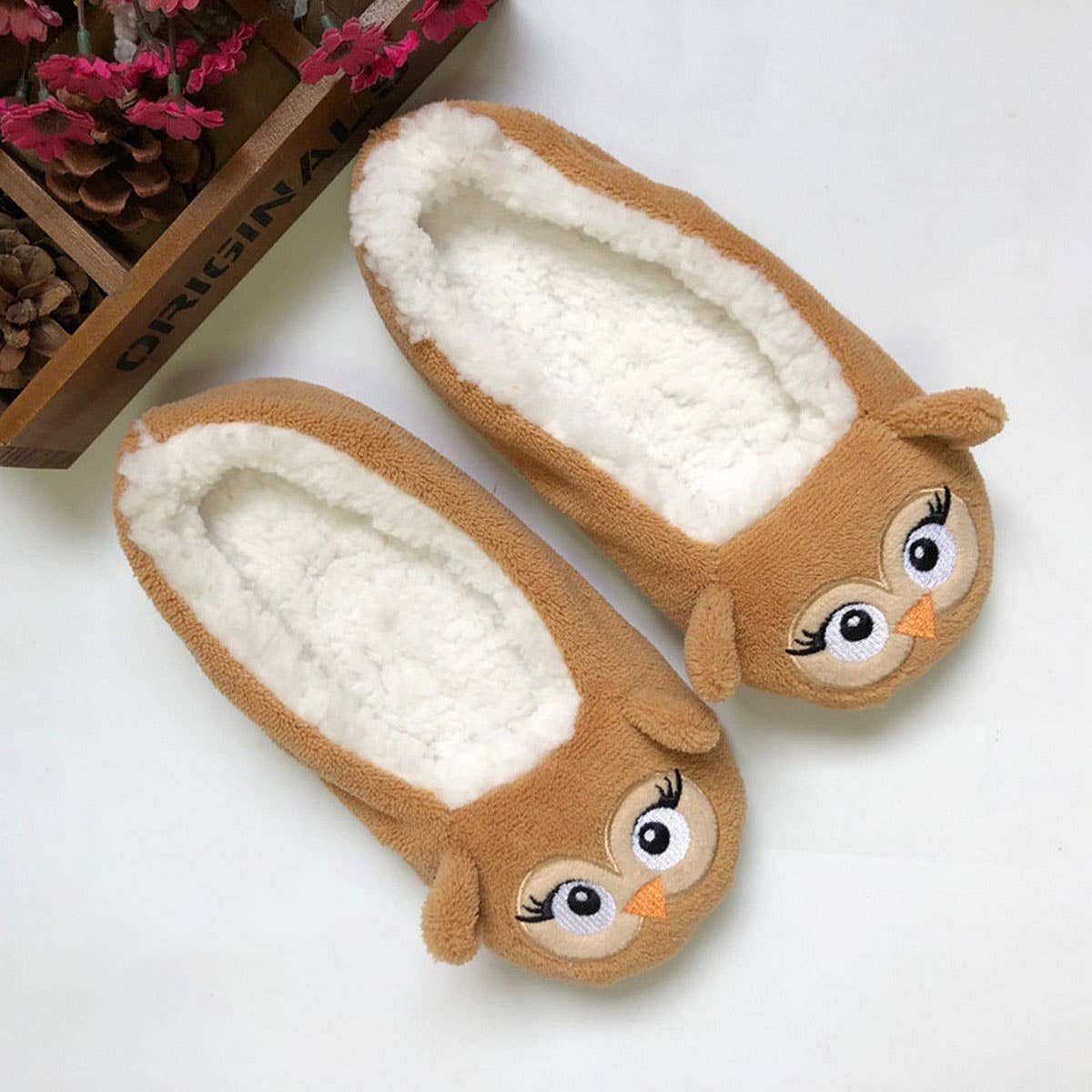 CUTE FLOOR SOCKS LADIES HOME FLOOR SHOES