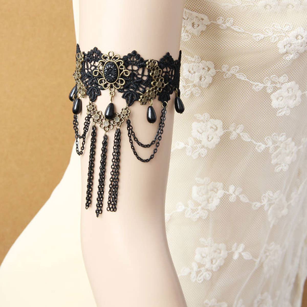 HALLOWEEN GOTHIC VAMPIRE FRINGED LACE BRACELET