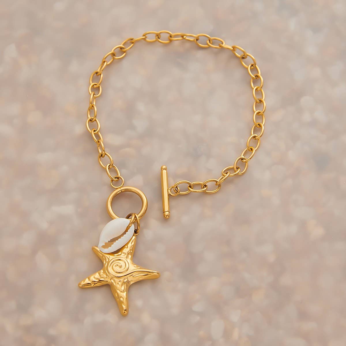 Stylish 18K Gold Starfish Shell Charm Bracelet_CWAJE4747