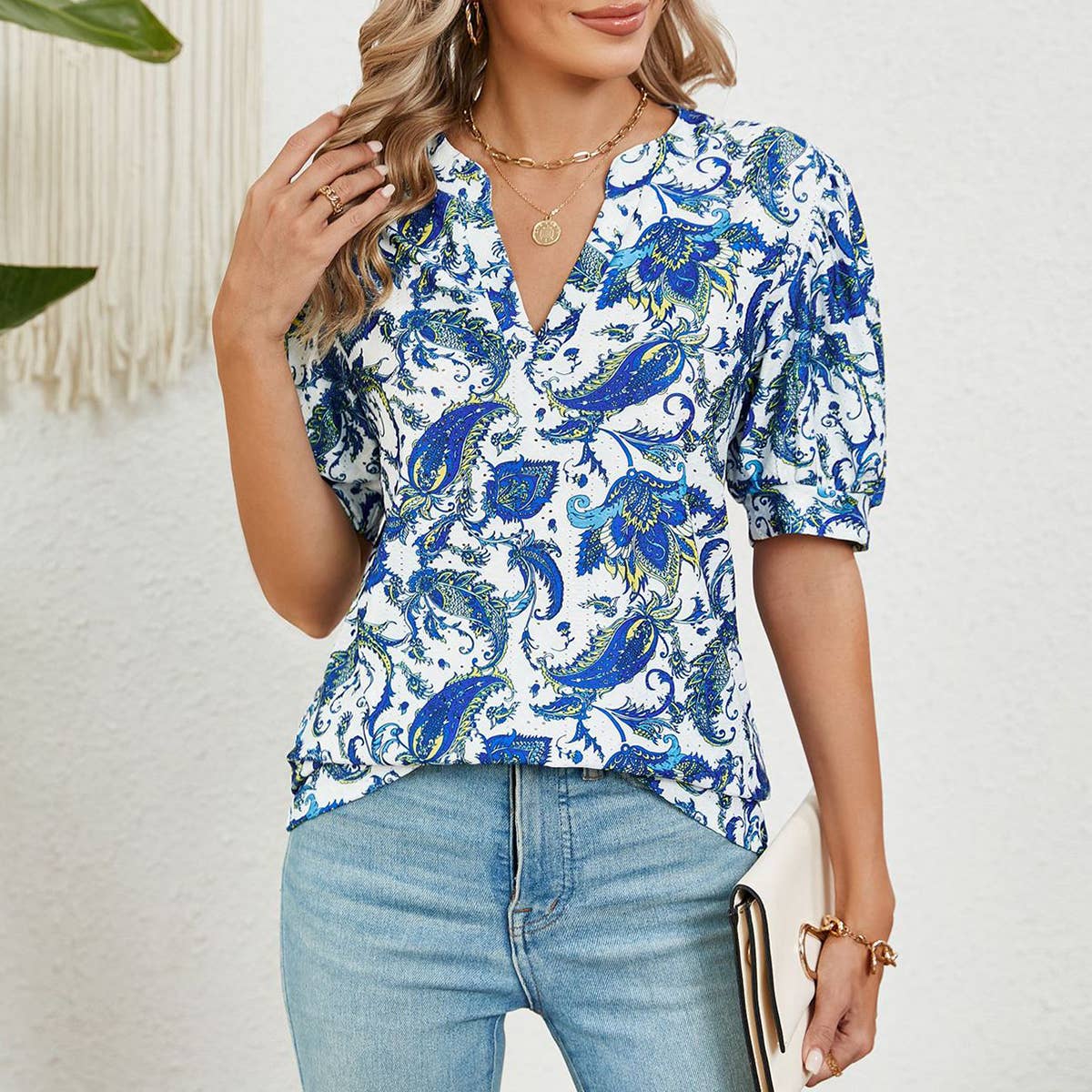 V NECK LOOSE SHORT SLEEVE PRINTED T SHIRT_CWTSTS0315