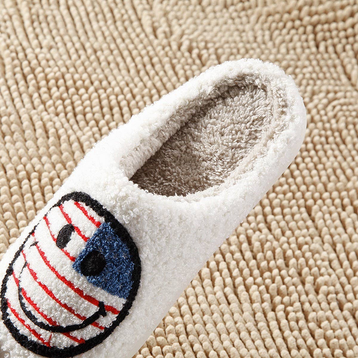 NEW NATIONAL FLAG SMILEY WARM COTTON SLIPPERS