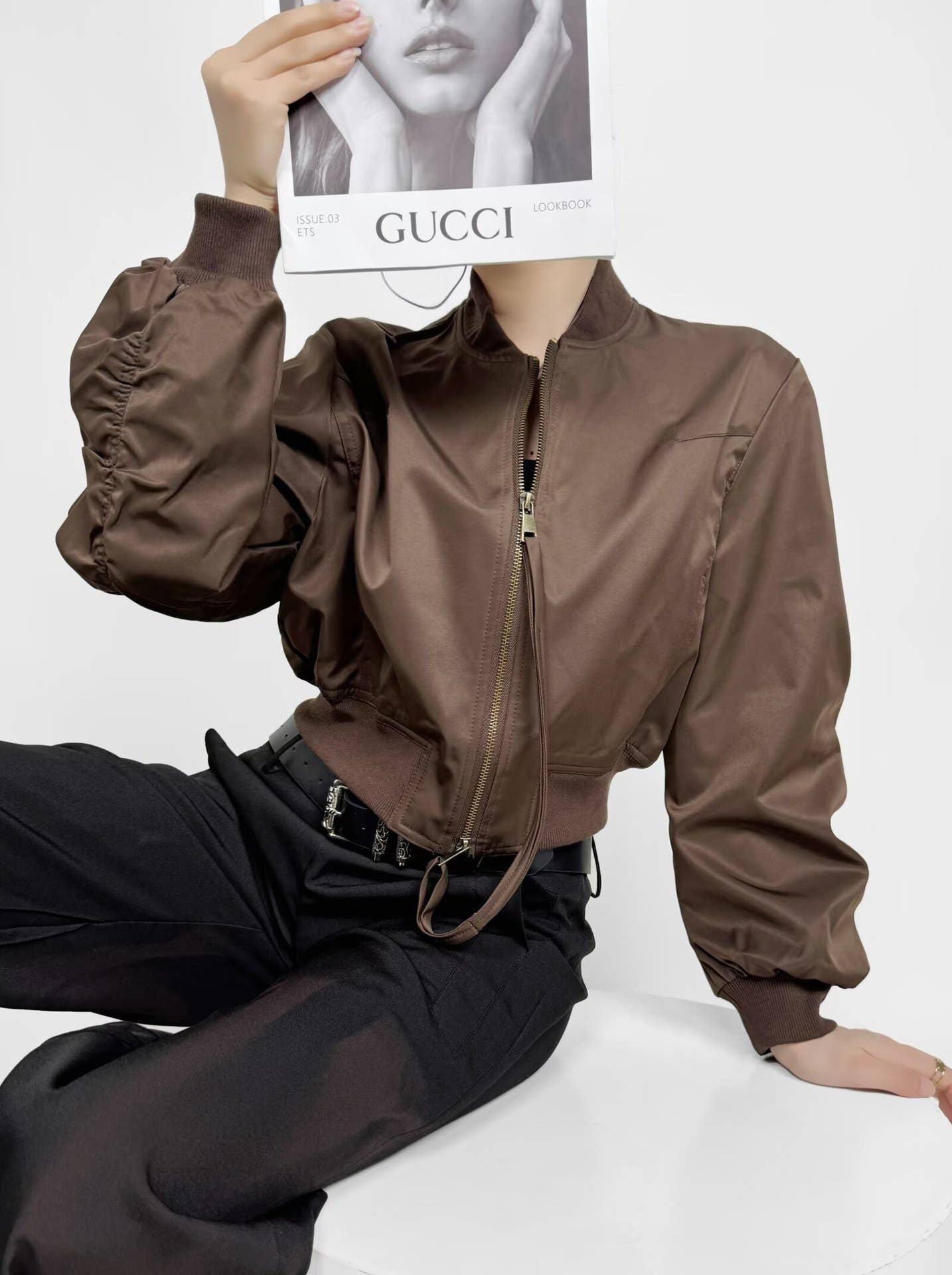 Thread round-neck double zipper baseball jacket