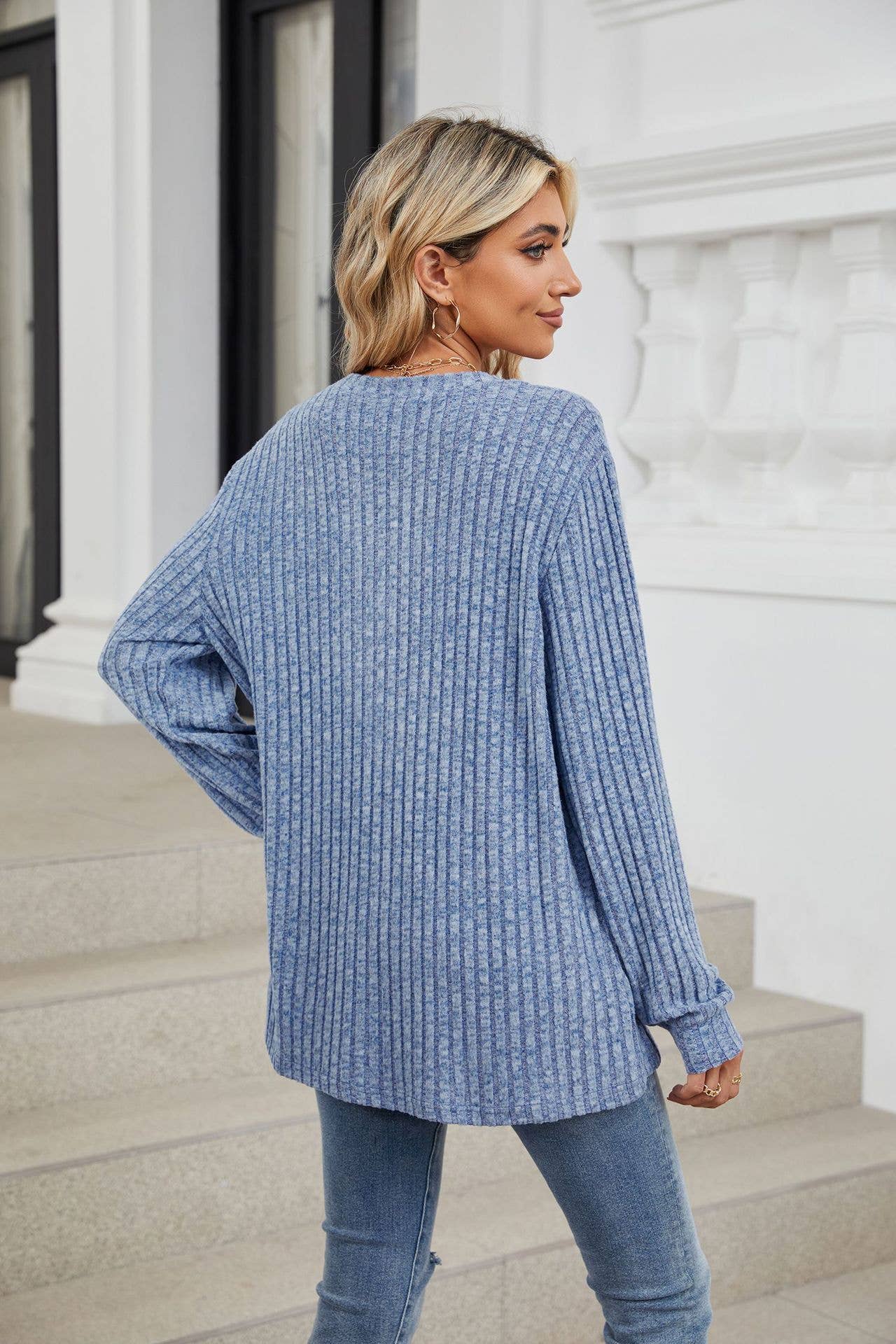 V-NECK BUTTON-DOWN LONG SLEEVED LOOSE T-SHIRT