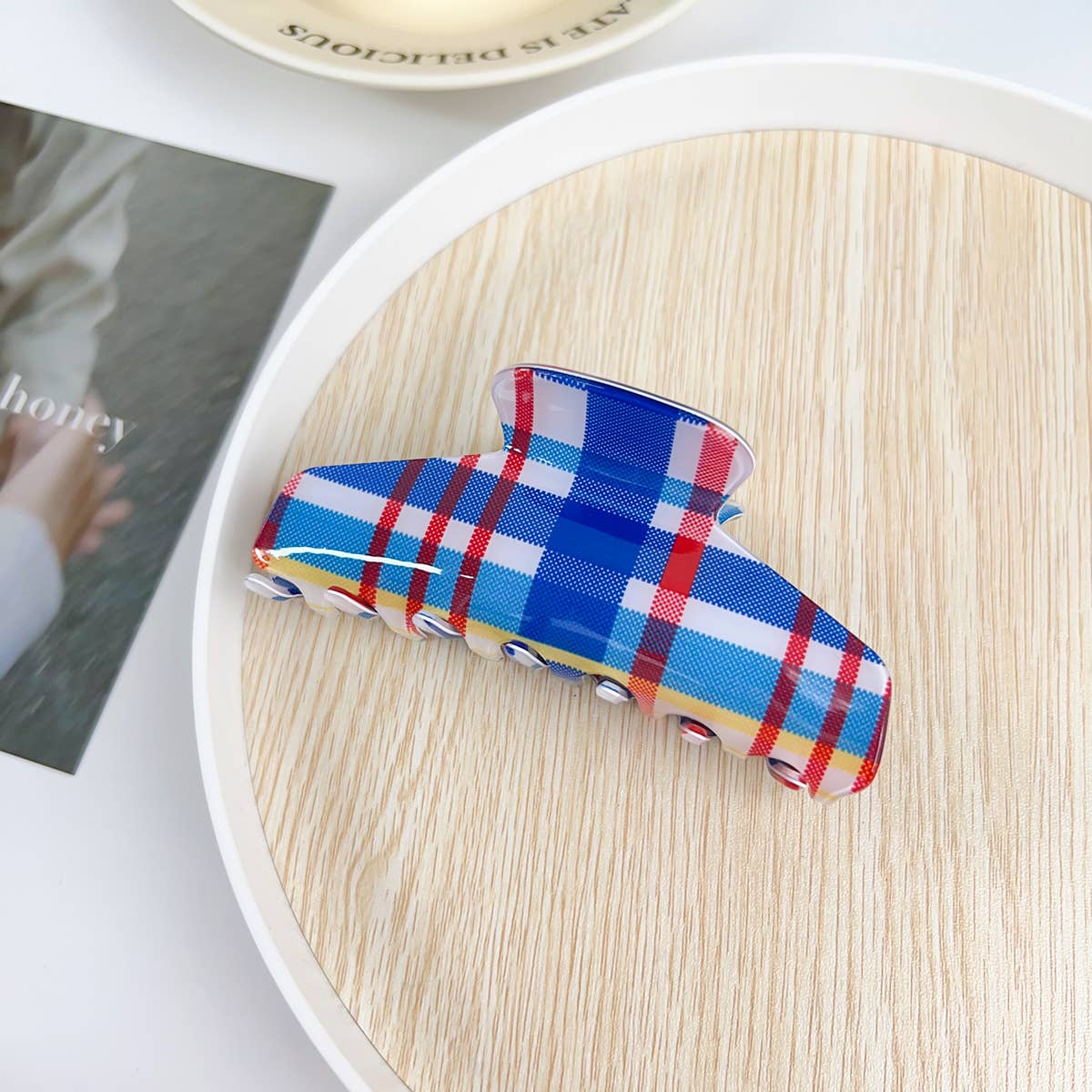 Tropical hollowed-out clipper floral hair clip