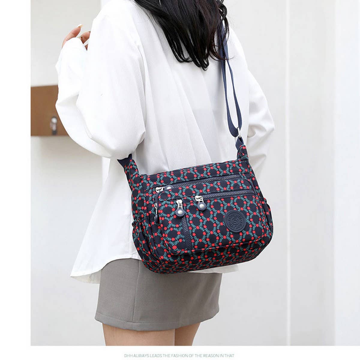 FASHION PRINTED NYLONCANVAS SHOULDER CROSSBODY BAG_CWASC1781