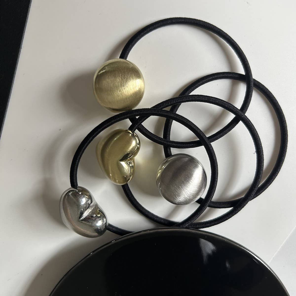 SIMPLE AND CUTE HIGH-END HAIR SCRUNCHIES