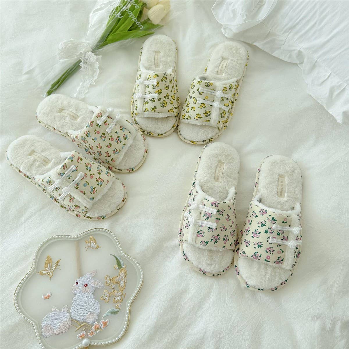 QIPAO BUTTONED WINTER OPEN-TOE HOME SLIPPERS_CWMM2988