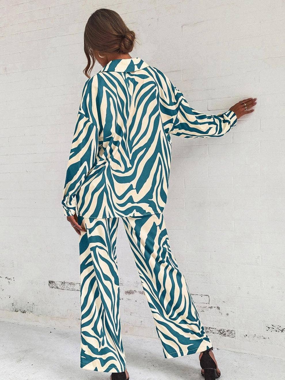LONG-SLEEVED FULL-PRINT SHIRT AND PANT SUIT