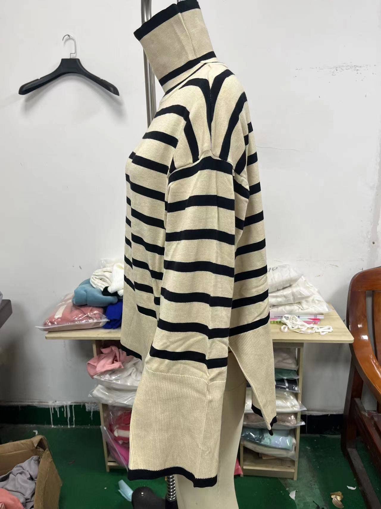SLOUCHY STRIPED SWEATER WITH THICK TURTLENECK