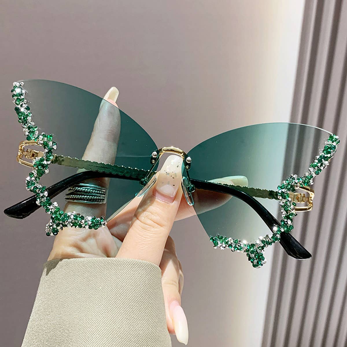 VINTAGE RHINESTONE BUTTERFLY SUNGLASSES