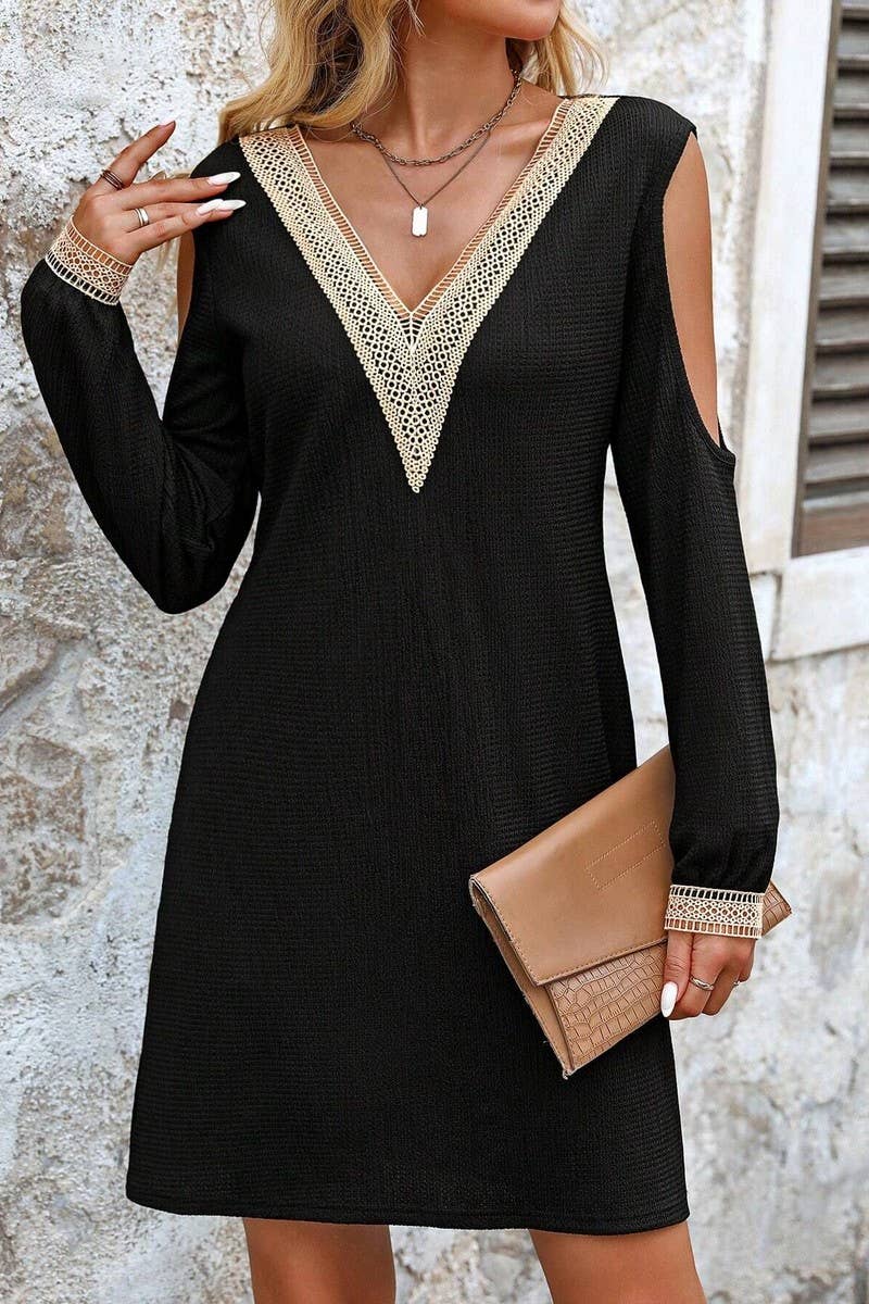 CWDSD6936_SOLID COLOR V-NECK LACE HOLLOW LONG SLEEVE DRESS