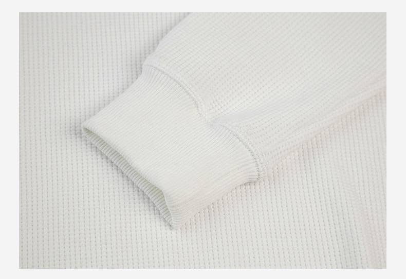 Waffle round-neck semi-open long-sleeved T-shirt