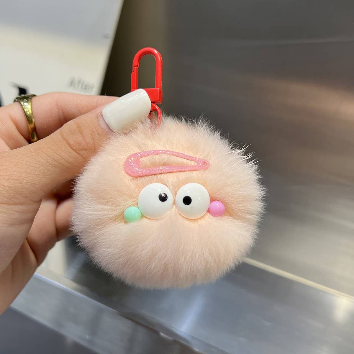 CUTE HAIRPIN SMALL FUR BALL KEYCHAIN PENDANT