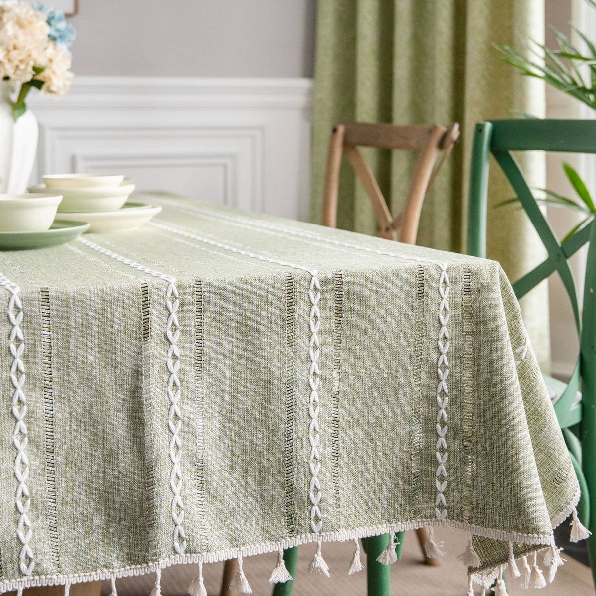 GREEN HOLLOW PASTORAL FRESH TABLECLOTH