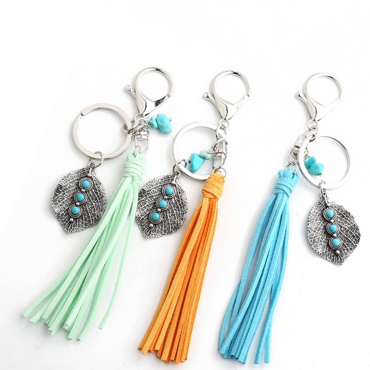 Boho Tassel Keychain with Leaf Charm and Wood Beads_CWAB5087