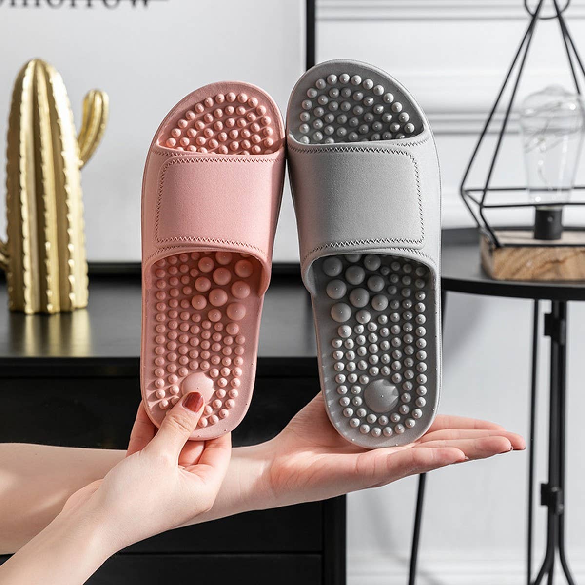 MASSAGE FOOT ACUPOINT NON-SLIP SANDALS