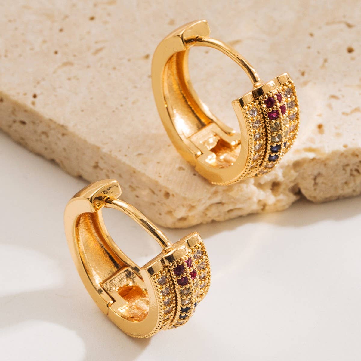 Starry Hoop Earrings Gold-Plated Unique Design_CWMM8534