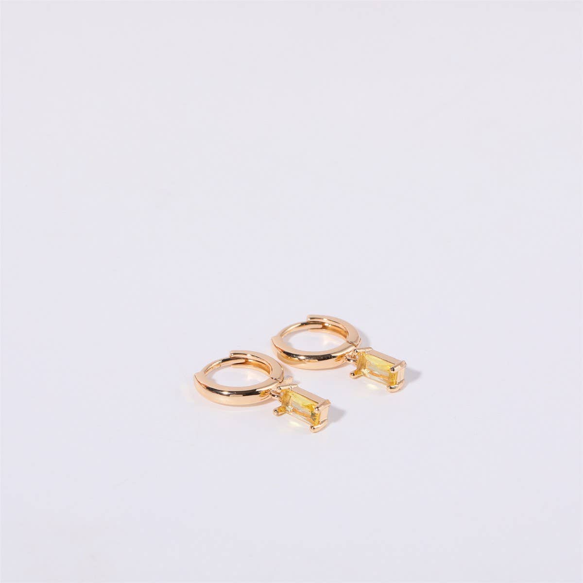 Polished Geometric Hollow Earrings Stainless_CWAJE5031