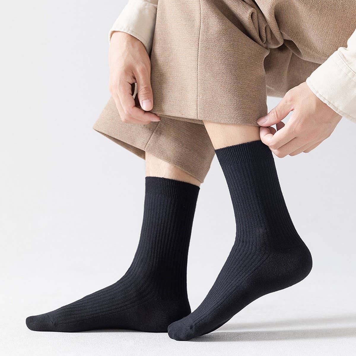 AUTUMN SWEAT-ABSORBENT BREATHABLE HIGH SOCKS_CWMS1122
