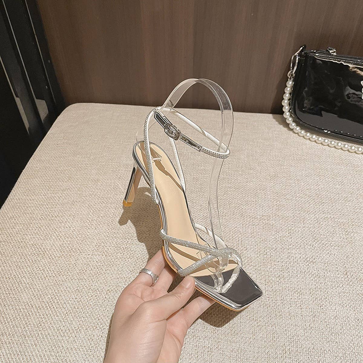 CRYSTAL TRANSPARENT HIGH HEELS SANDALS