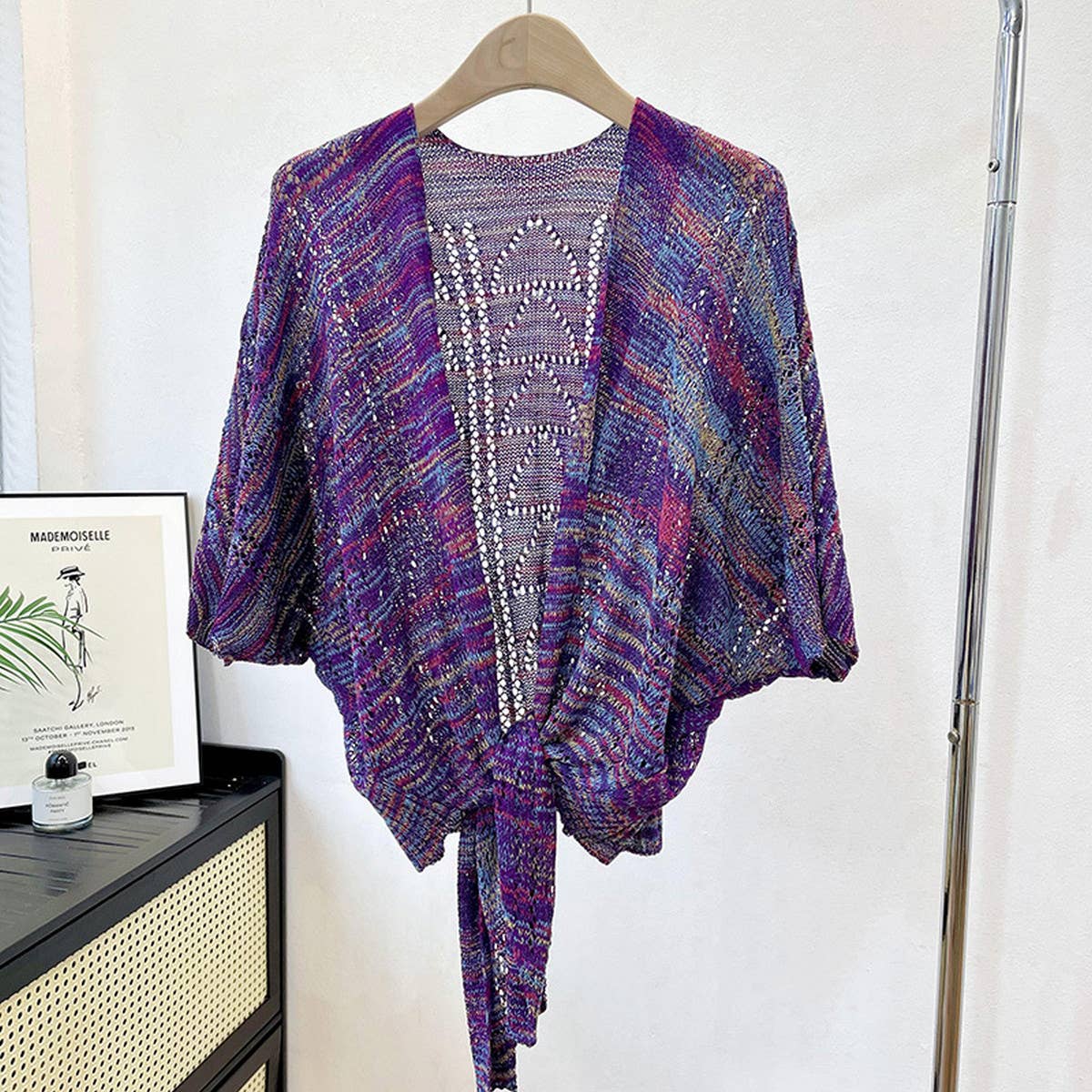 WEAR AN ICE SILK HOLLOW SHAWL