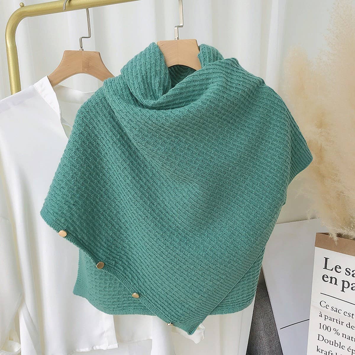 NEW KNITTED CAPE BUCKLE SHAWL
