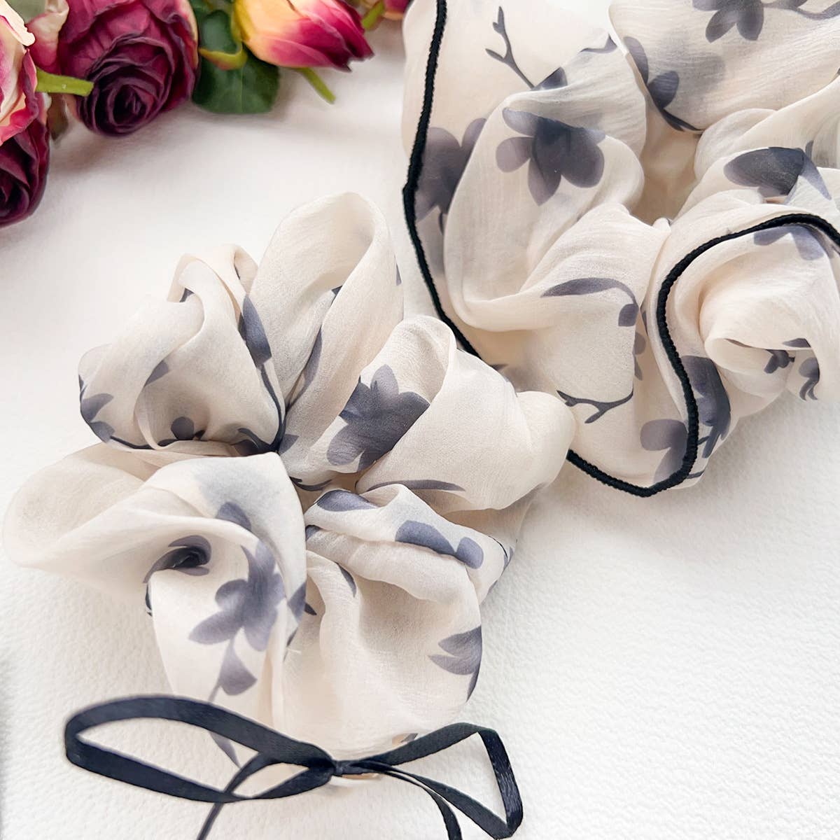 High-elasticity retro floral fabric hair band