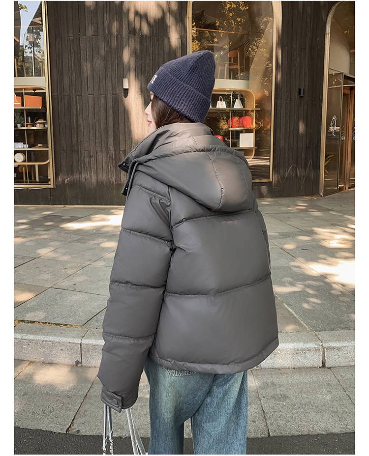 Hooded and textured short cotton-padded jacket