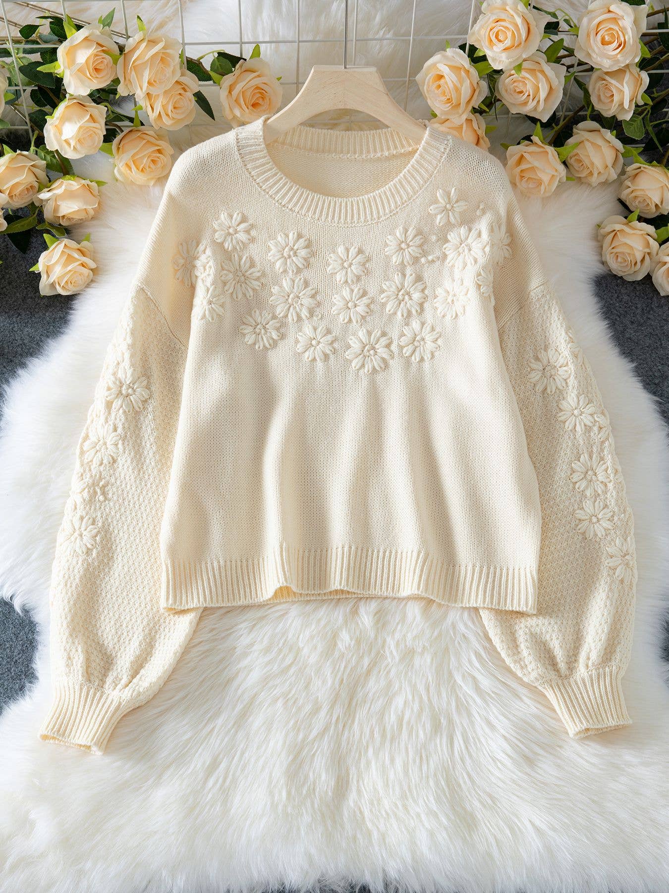 Three-dimensional Daisy heavy embroidery sweater