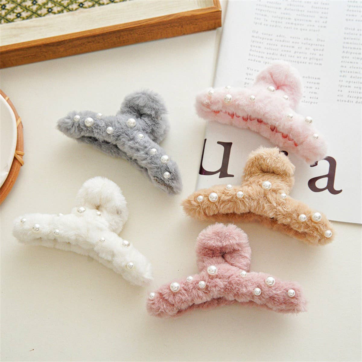 PEARL FUZZY HAIR CLAW CLIPS FOR FALL,WINTER_CWAHA0376