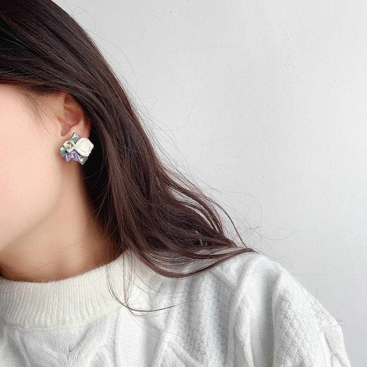 VINTAGE ART CAMELLIA FOREST EARRINGS