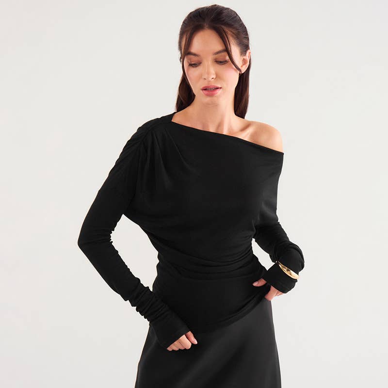 SOLID COLOR SLANT NECK OFF-THE-SHOULDER TOP
