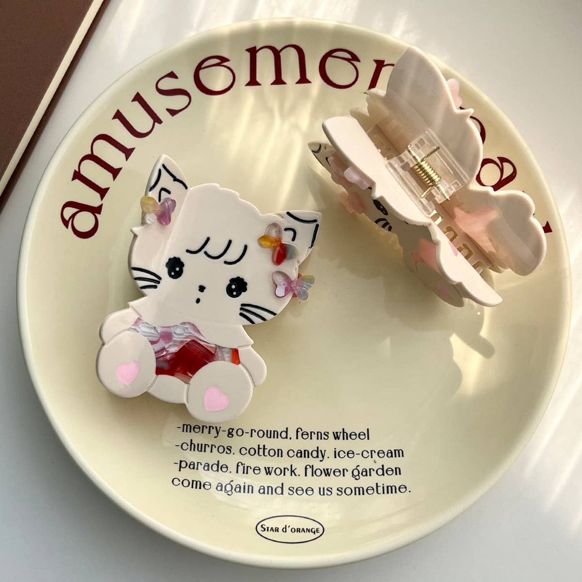 Cute Acetate Cat Claw Clip ? Medium Hair Accessory