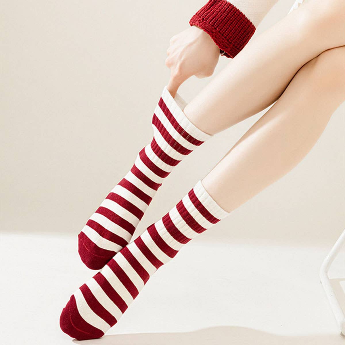 Red Bow Cotton Crew Socks for Women, Striped_CWMS1371