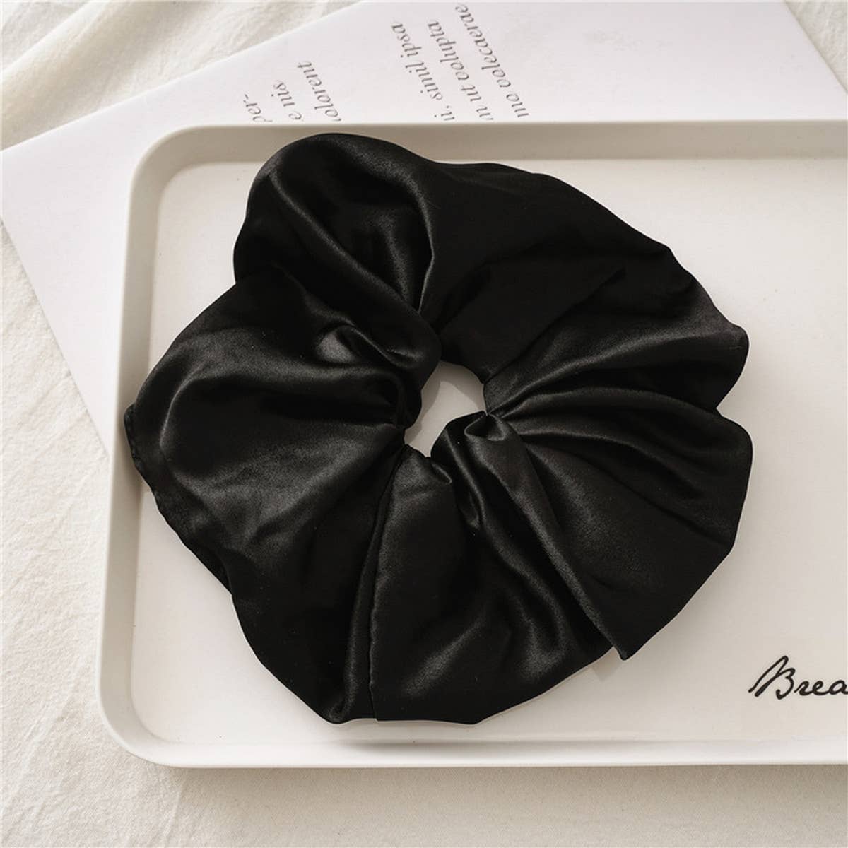 FASHIONABLE WIDE-BRIMMED HAIR TIE_CWAHA0845