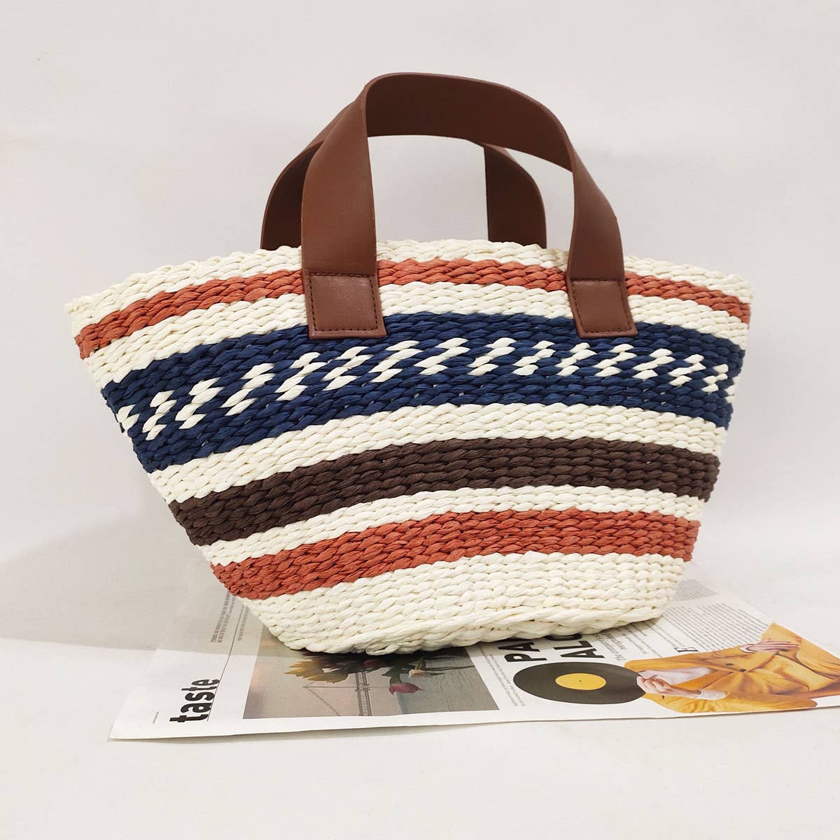 LARGE CAPACITY CONTRAST STRIPED WOVEN BAG_CWAB1973