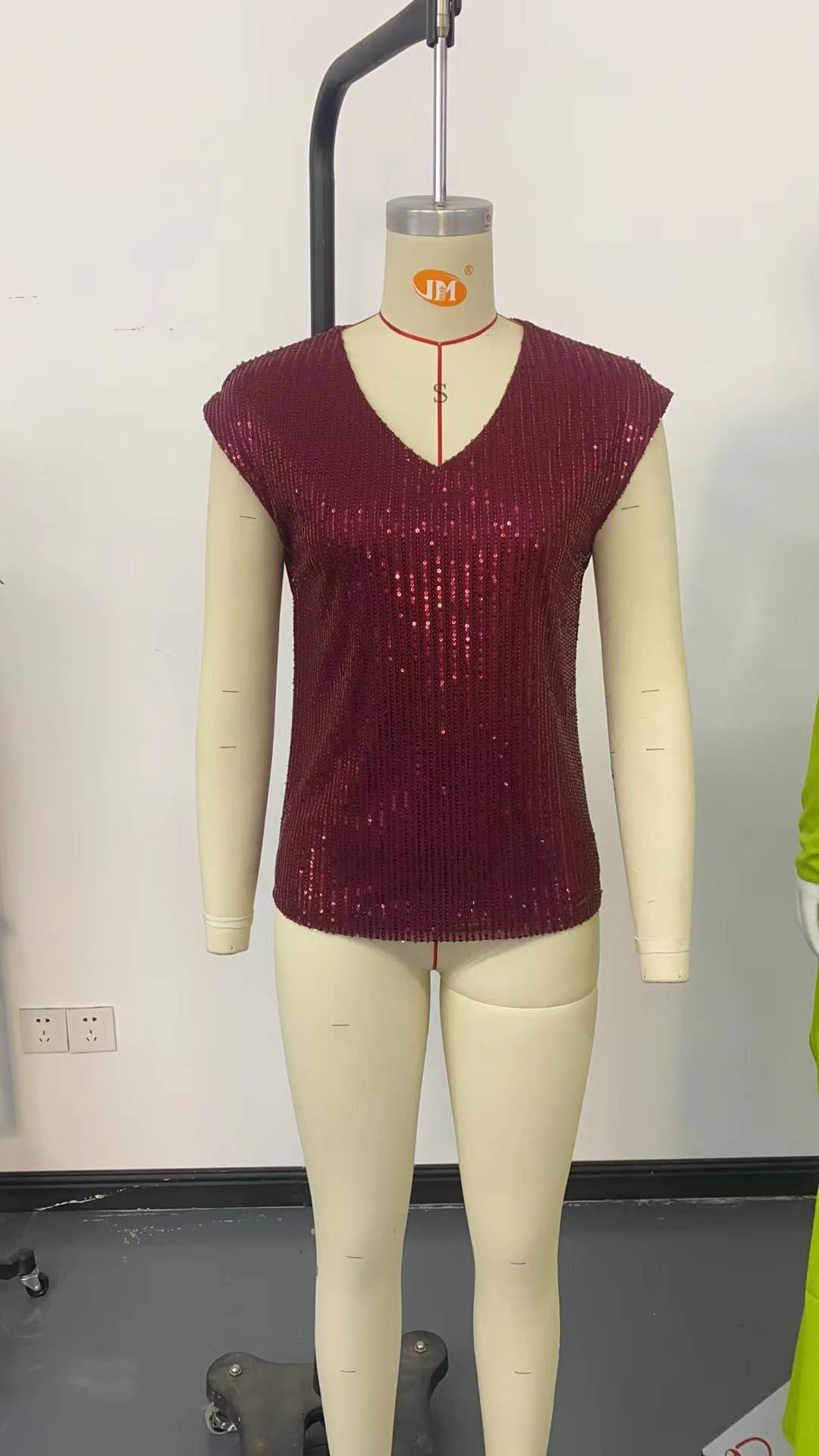 Solid color top rotator cuff sequined V-neck