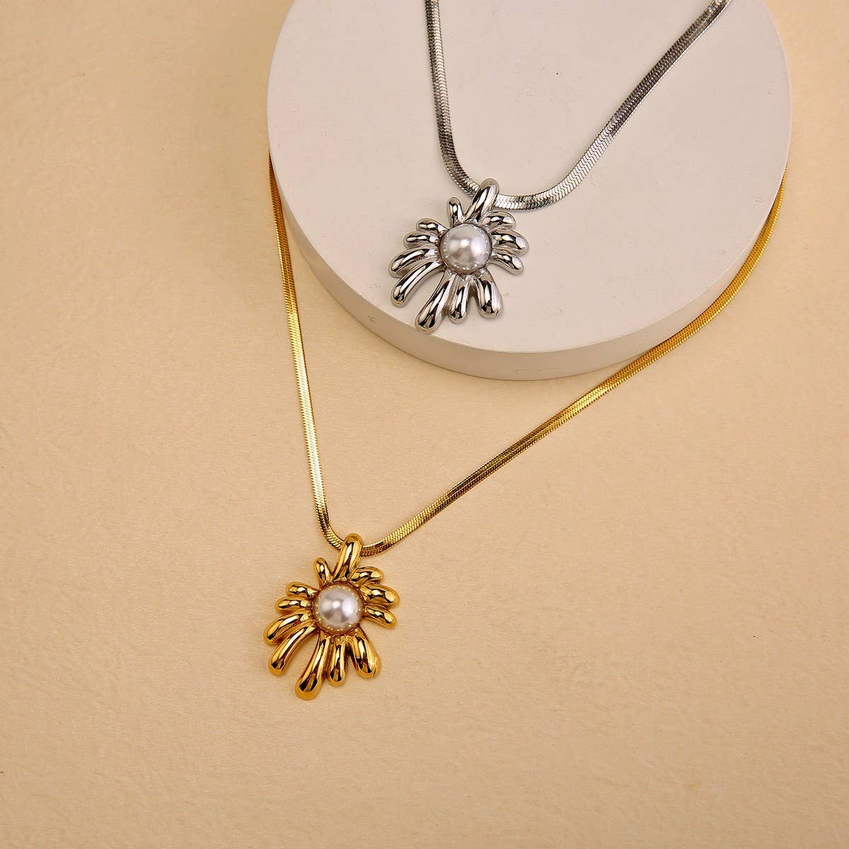 Solid Sunflower Necklace with Pearl Snake Chain_CWMM8879