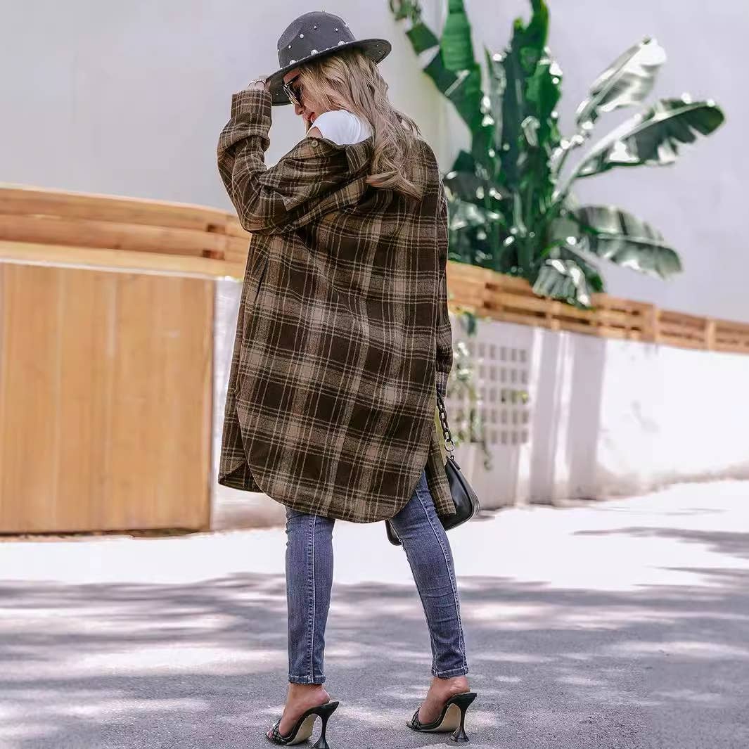 Long coat with loose ruffled plaid lapels