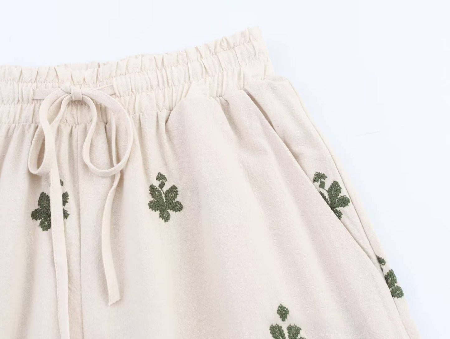 Fashion versatile embroidered casual trousers